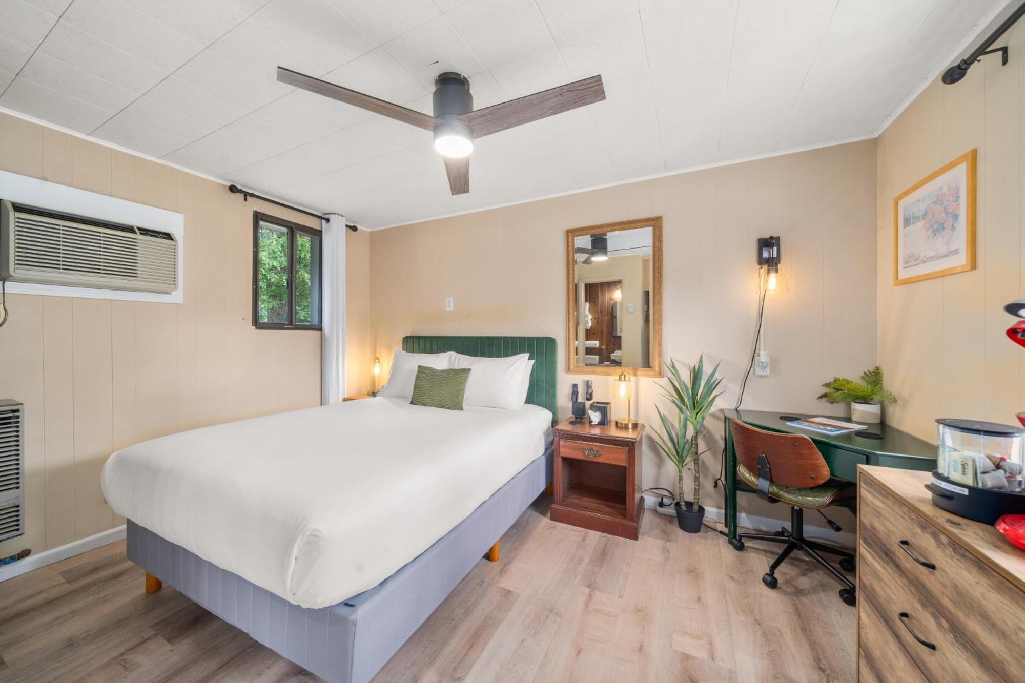 Cedarwood Inn Hendersonville Exteriér fotografie