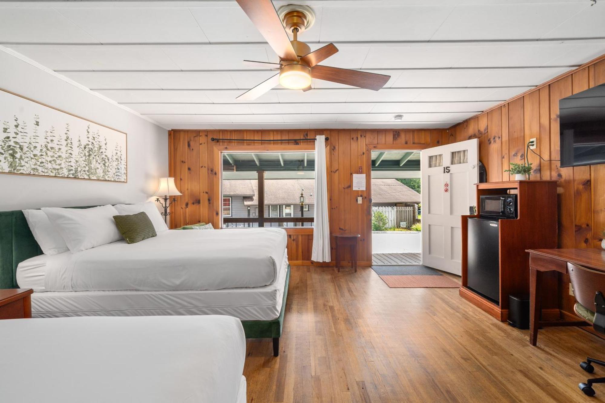 Cedarwood Inn Hendersonville Exteriér fotografie