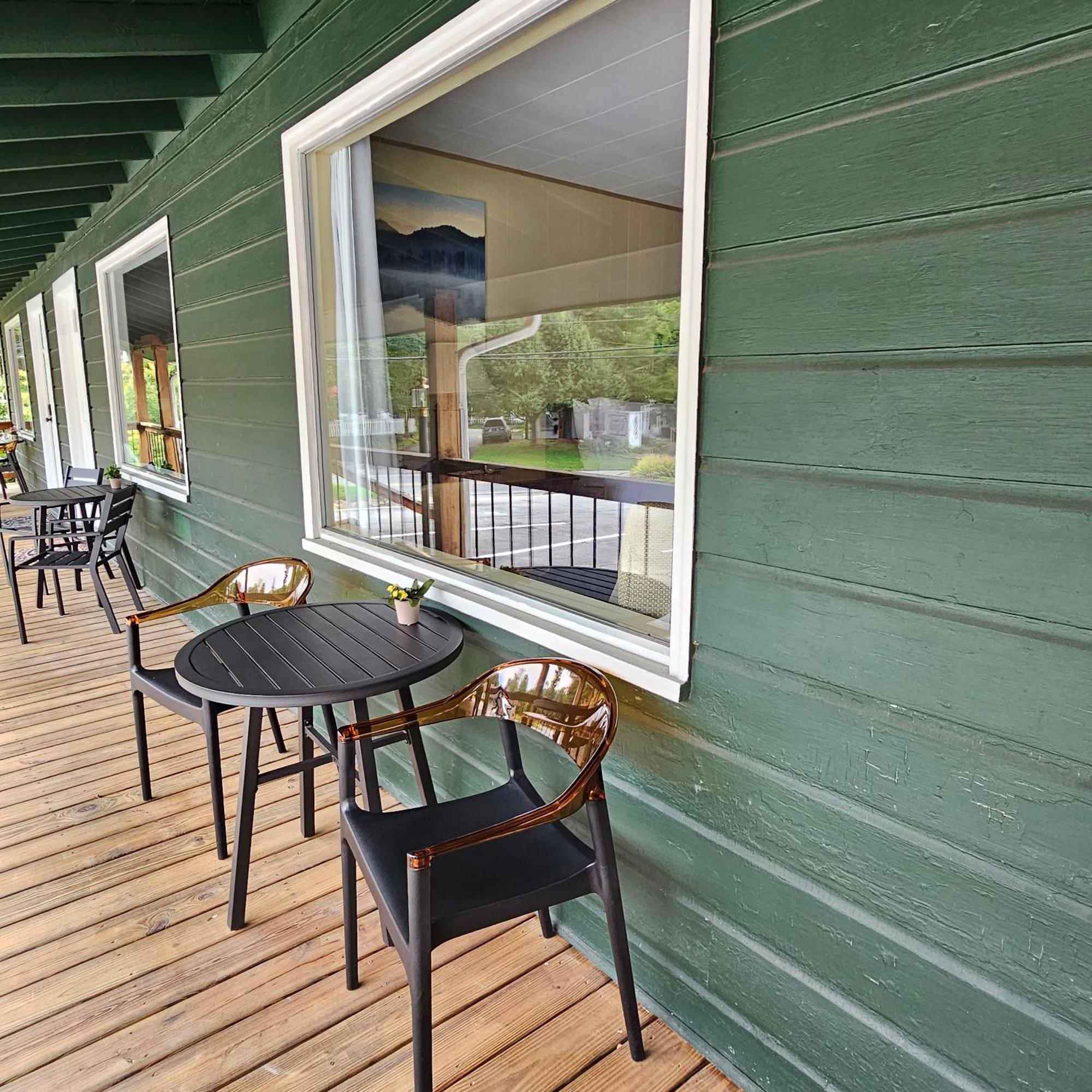 Cedarwood Inn Hendersonville Exteriér fotografie