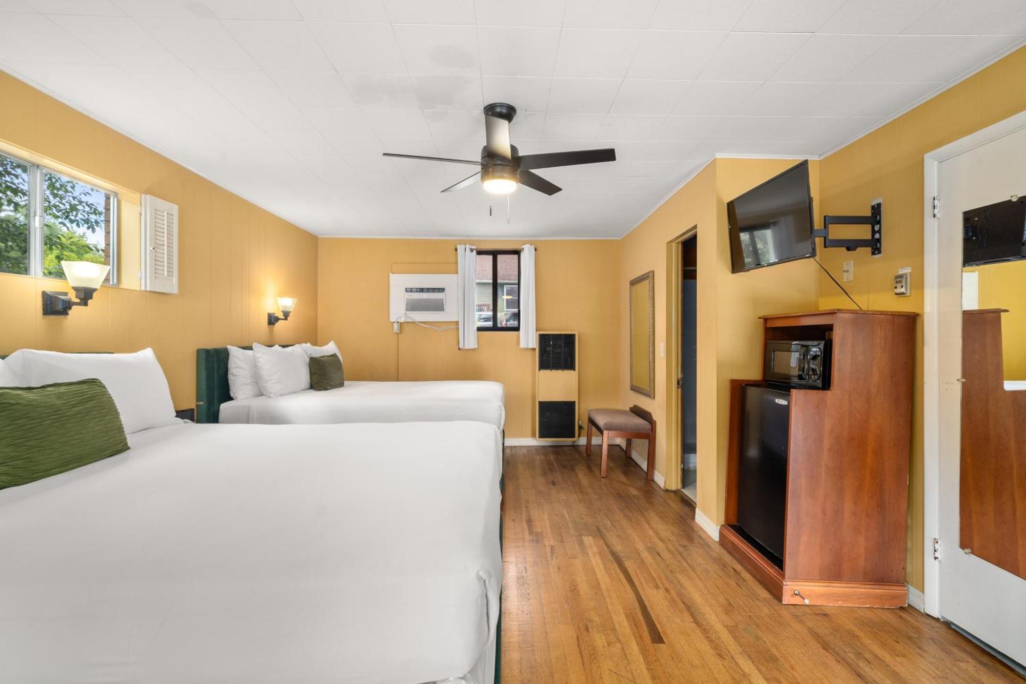 Cedarwood Inn Hendersonville Exteriér fotografie